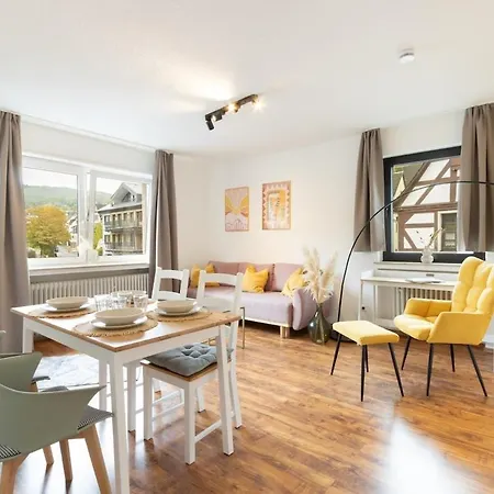 Holiday home Schoene Mit Grosser Terrasse Und Moselblick *