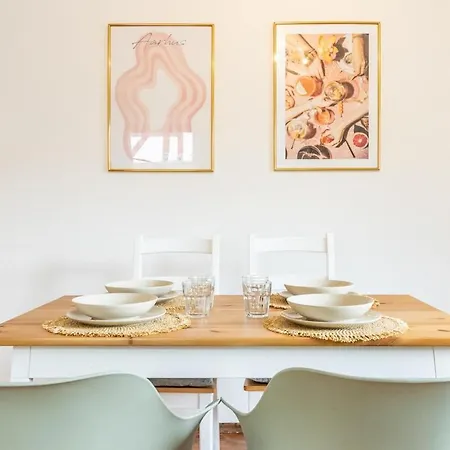 Schoene Mit Grosser Terrasse Und Moselblick *