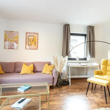 Schoene Mit Grosser Terrasse Und Moselblick *