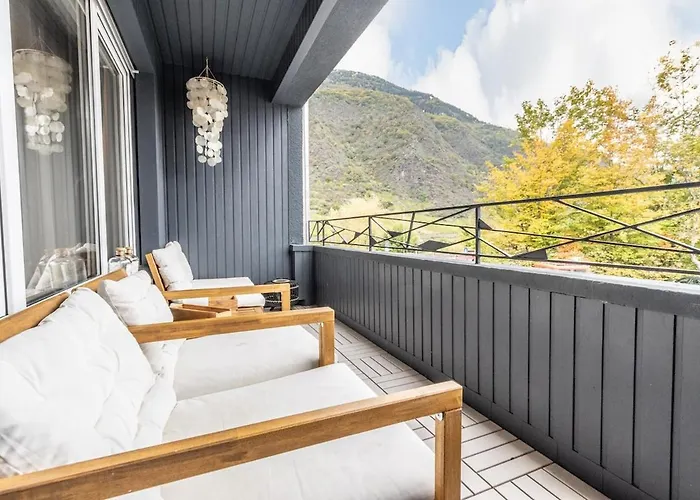 Schoene Mit Grosser Terrasse Und Moselblick בית נופש