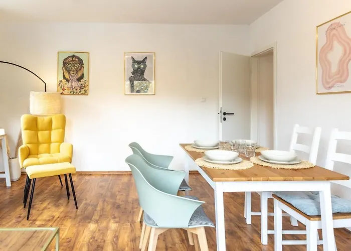 Schöne Mit Großer Terrasse Und Moselblick Ferienhaus